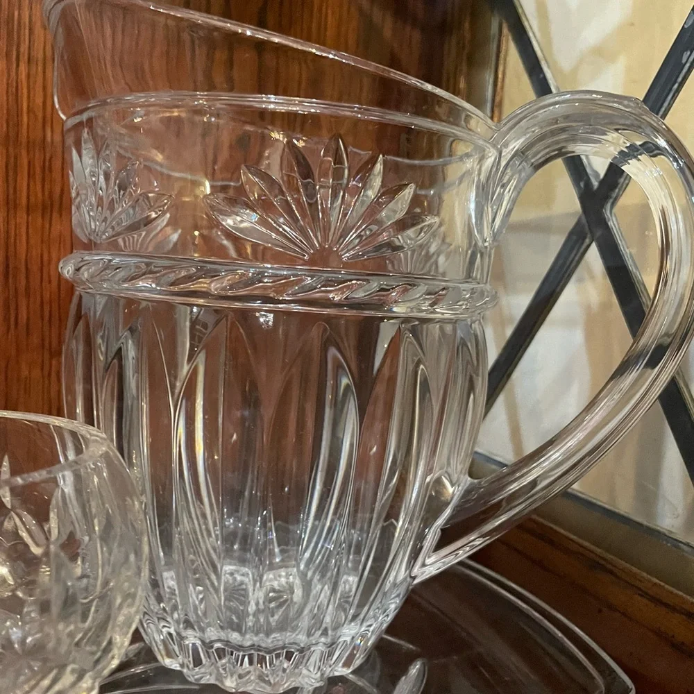 Beautiful Crystal Set pitcher‎ Cristal D'arques Carthage Pitcher and Trey
